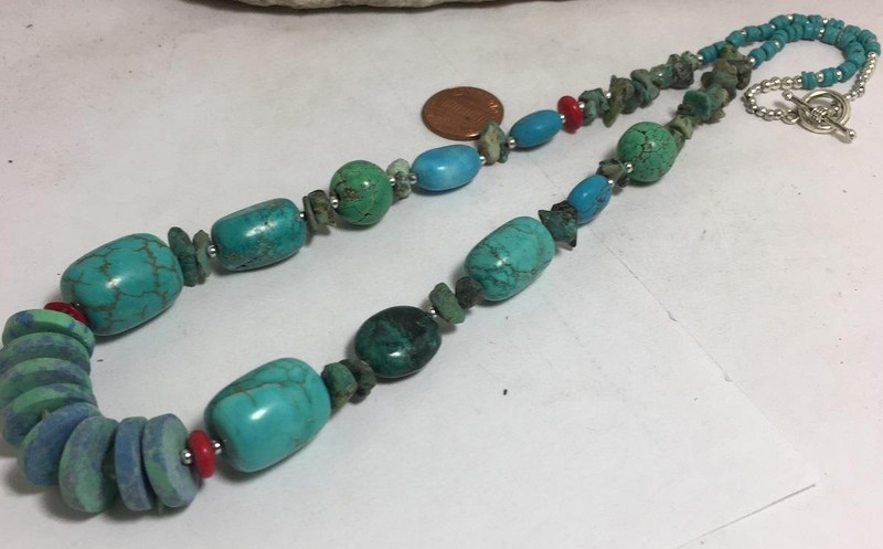 Tibetan turquoise pebble/+ howlite bead necklace/$0.85 combine s/h fee (z161-w2)