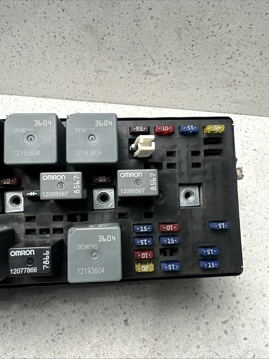 Fuse Box Engine Fits 2000-2005 Buick Century Oem