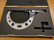 Mitutoyo 293-751-30 4-5" 100-125mm Digital Micrometer In Case
