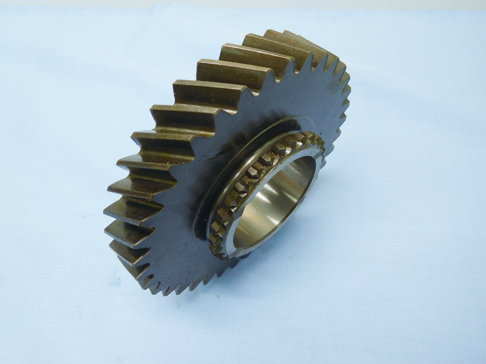 GENUINE TRANSFER CASE LOW GEAR FOR TOYOTA HILUX LN65 LN106, LN107 ETC