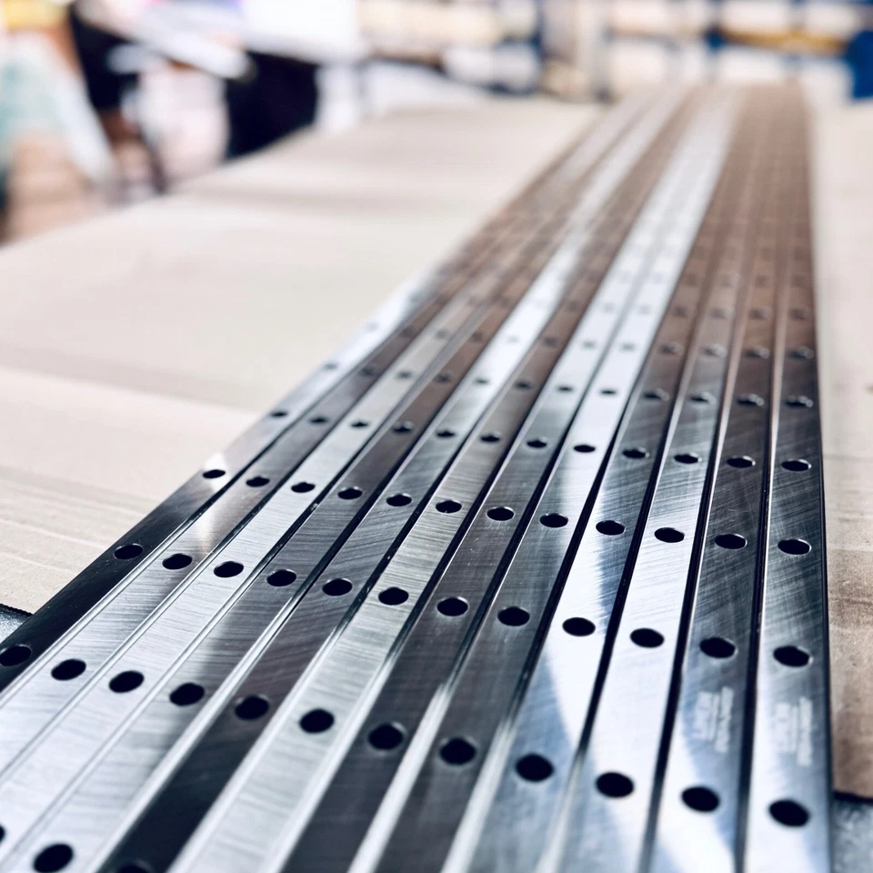 HGR 20mm Linear Slide Rail | HGH20CA HGW20CC Guide Block CNC | HIWIN Equivalent - Image 4 of 4