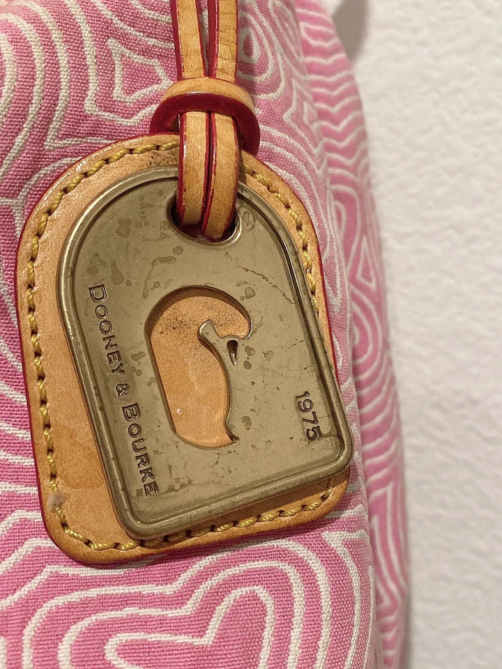 dooney bourke handbags - Image 4 of 4