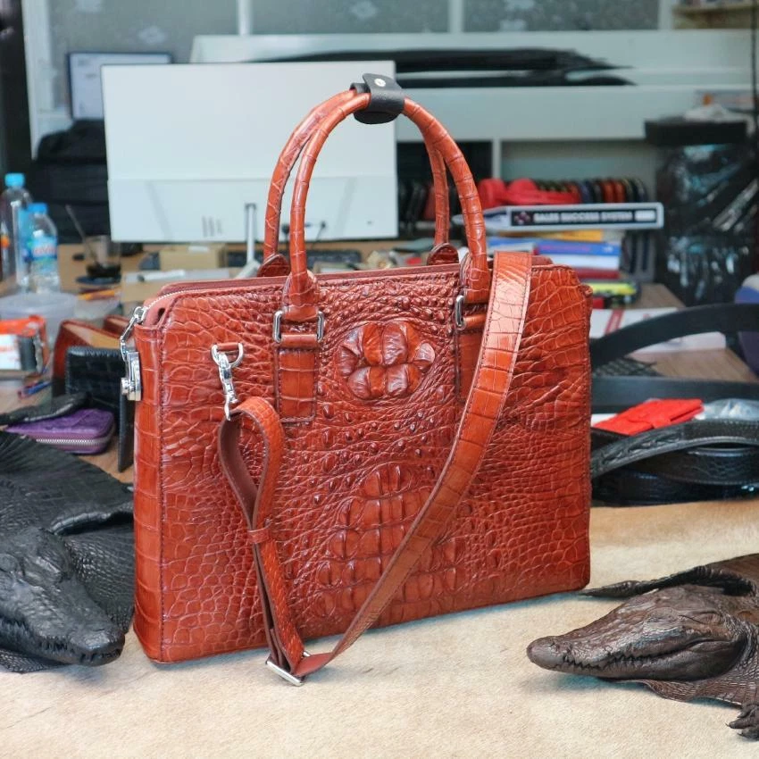 38cm W Genuine Crocodile Leather Business Shoulder Bag Handbag Travel Briefcase