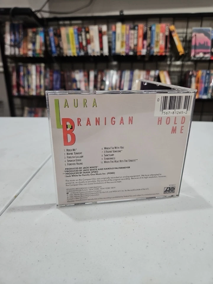 1985 Laura Branigan Hold Me West Germany CD Atlantic OOP 📀 BUY 2 GET 1 FREE Foto 2 de 3