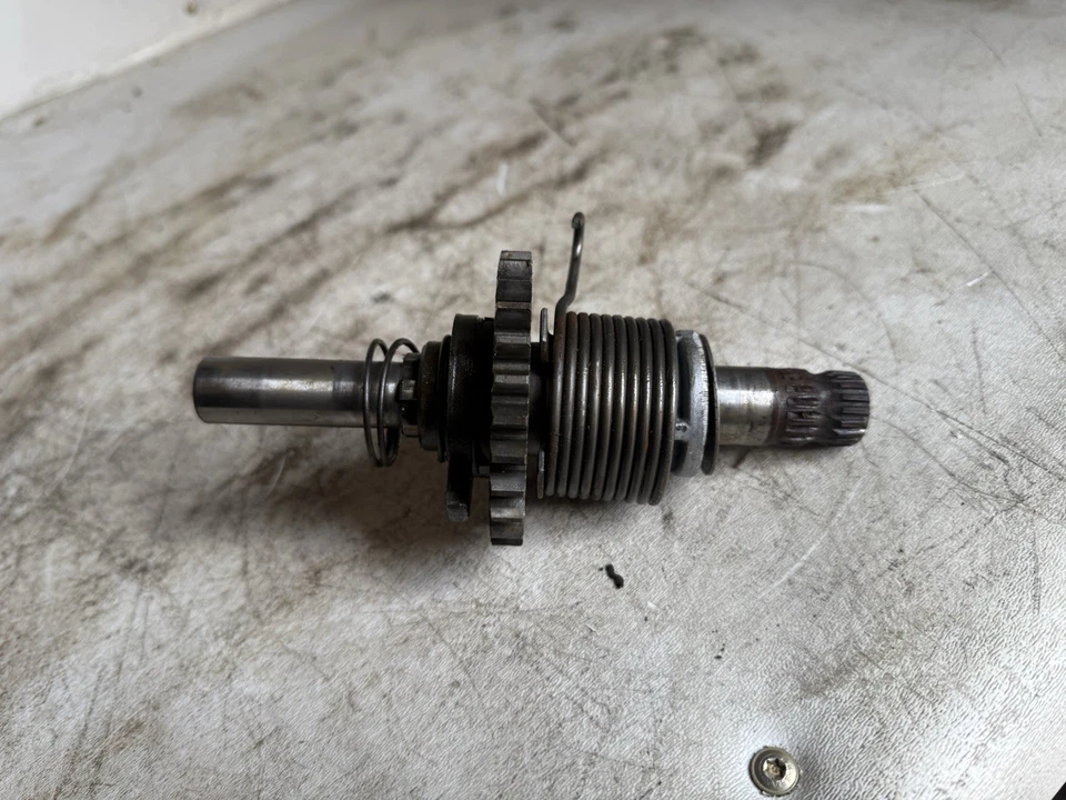 Mecanismo de arranque Suzuki TS250 Savage 250 1973-1976 Foto 3 de 4