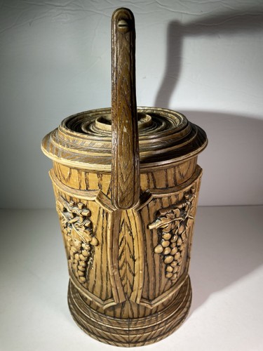 Vintage 1970s Faux Wood Brown Grapes Retro Ice Bucket Hong Kong 10" - Picture 3 of 24