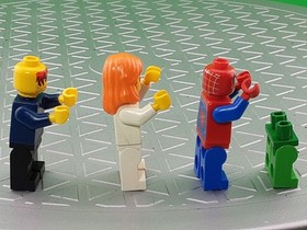 Lego Spider-Man 3 Minifigures-Spider-Man, Green Goblin, Mary Jane + Instr. 4852