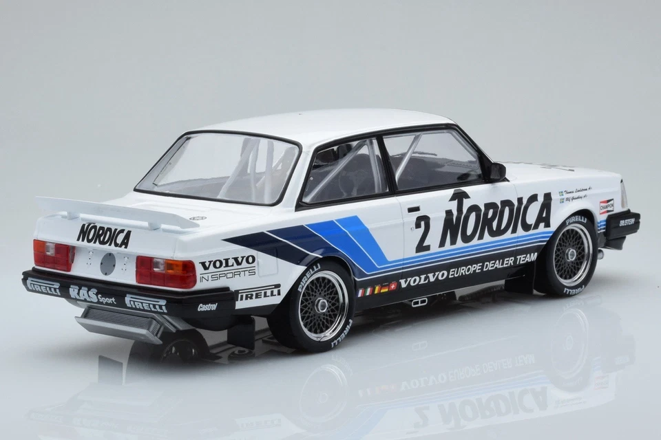 1/18 AUTOart Volvo 240 Turbo Zolder #1 Still In Excellent Condition - Image 2 of 3