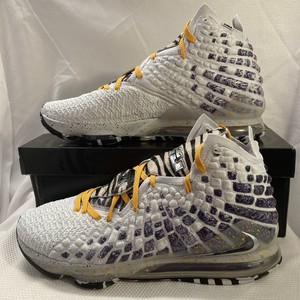 bron 2k playoff shoes