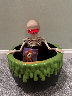 Animated Halloween Bouncing Talking Skeleton Candy Bowl Motion Detect Gemmy NEW