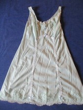 Nuisette N°16 combinaison fond de robe chemise à bretelles bleue dentelle T42