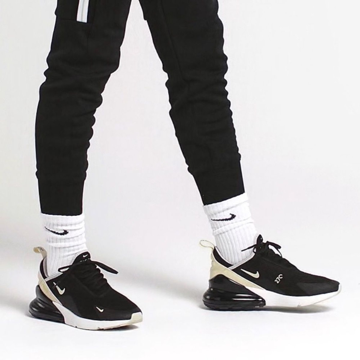 国内配送 NIKE WMNS AIR MAX 270 BLACK /ANTHRACITE-WHITE Nike women Airmax 270 in black/anthracite/white NWT | eBay