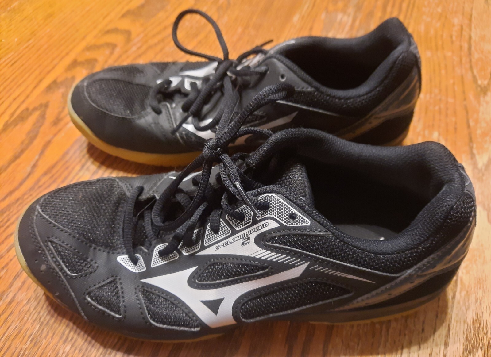 Mizuno Cyclone speed 2 Volleyball women shoes size 9.5 Gem