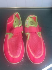 Girls Water Shoes Size 2/3