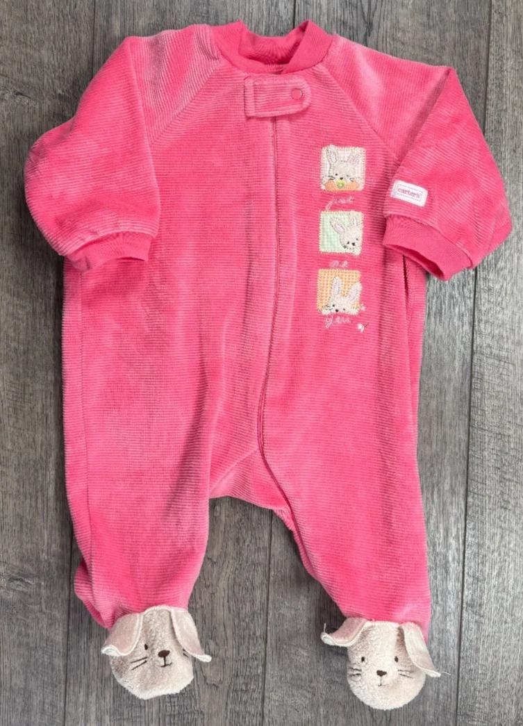 Baby Girl Clothes Vintage Carter's 0-3 Month Just One Year Bunny Footed Outfit