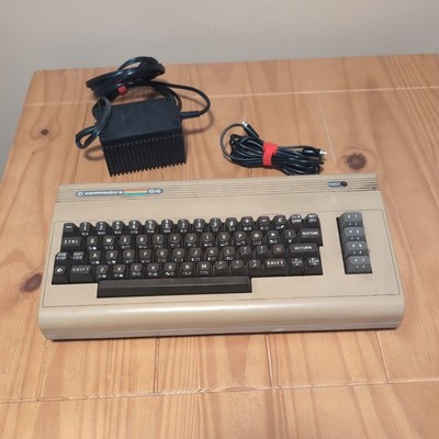 Commodore 64 C64 Vintage 80s Computer Console Gaming System Keyboard ...