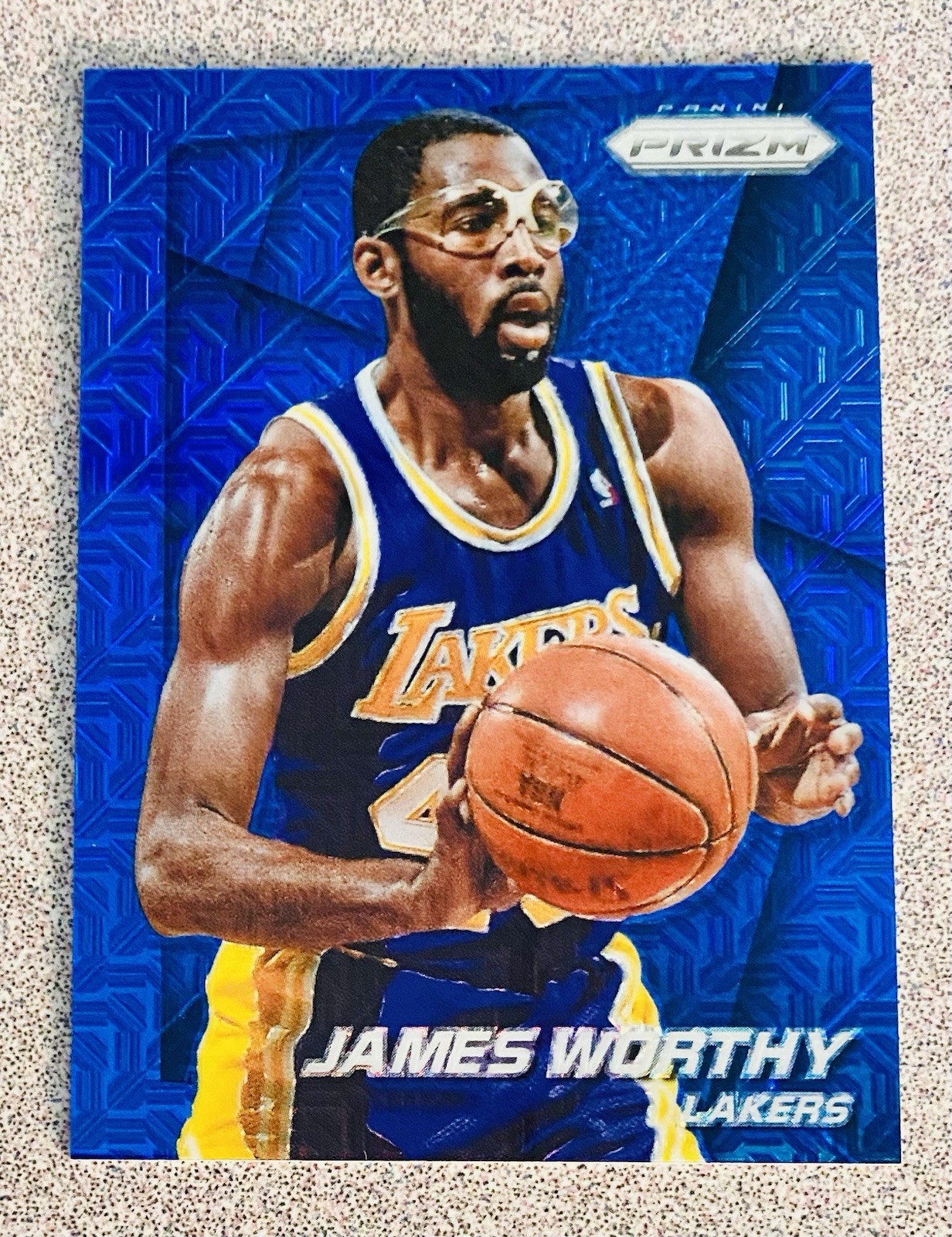 2014-15 Panini Prizm #172 James Worthy Blue Mojo Prizm Lakers HOF