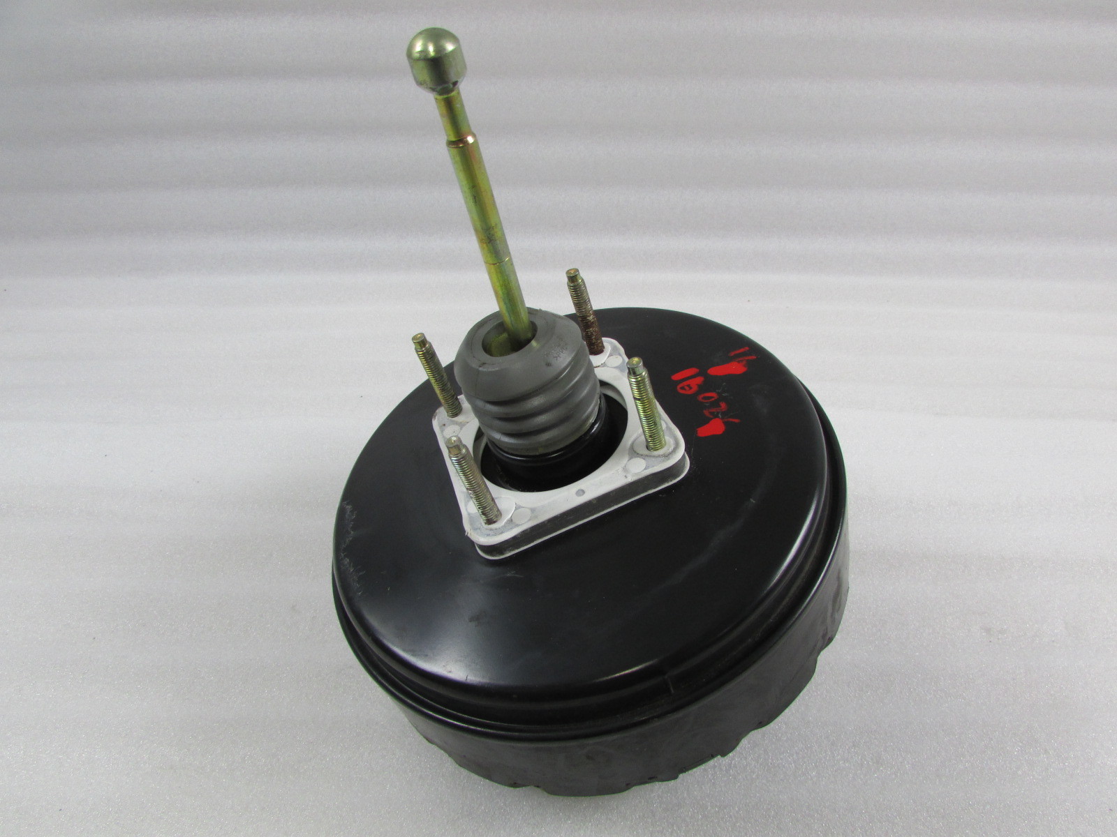 Maserati Quattroporte, Power Brake Booster, Used, P/N 204154