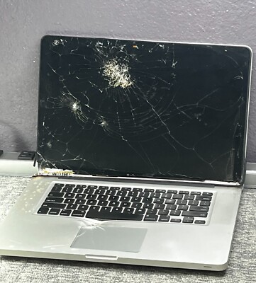 Apple MacBook Unknown Model  Rough Condition PARTS/REPAIR 633671
