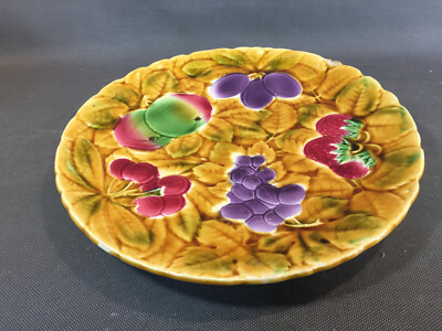 Vintage Sarreguemines Barbotine Plate Decorative Fruits