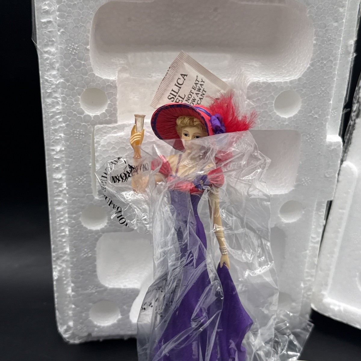 ワンピース　フィギュア Amazon.co.jp: ニコ・ロビン （ワンピース DXF THE GRANDLINE