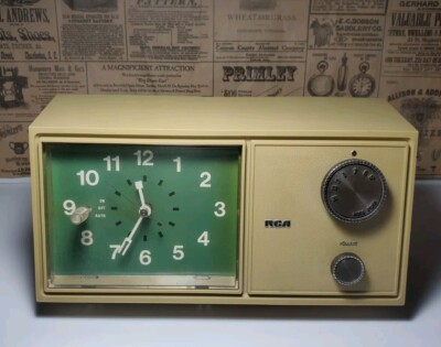 Vintage RCA AM Clock Radio Chamois Model RZD 402B 1970's-Working