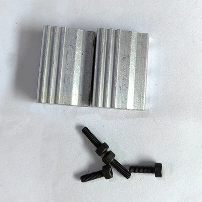 Support moteur RC Mount Base avec kit de vis pour 1/10 On-Road RC Auto LKW02049 - Photo 1/3