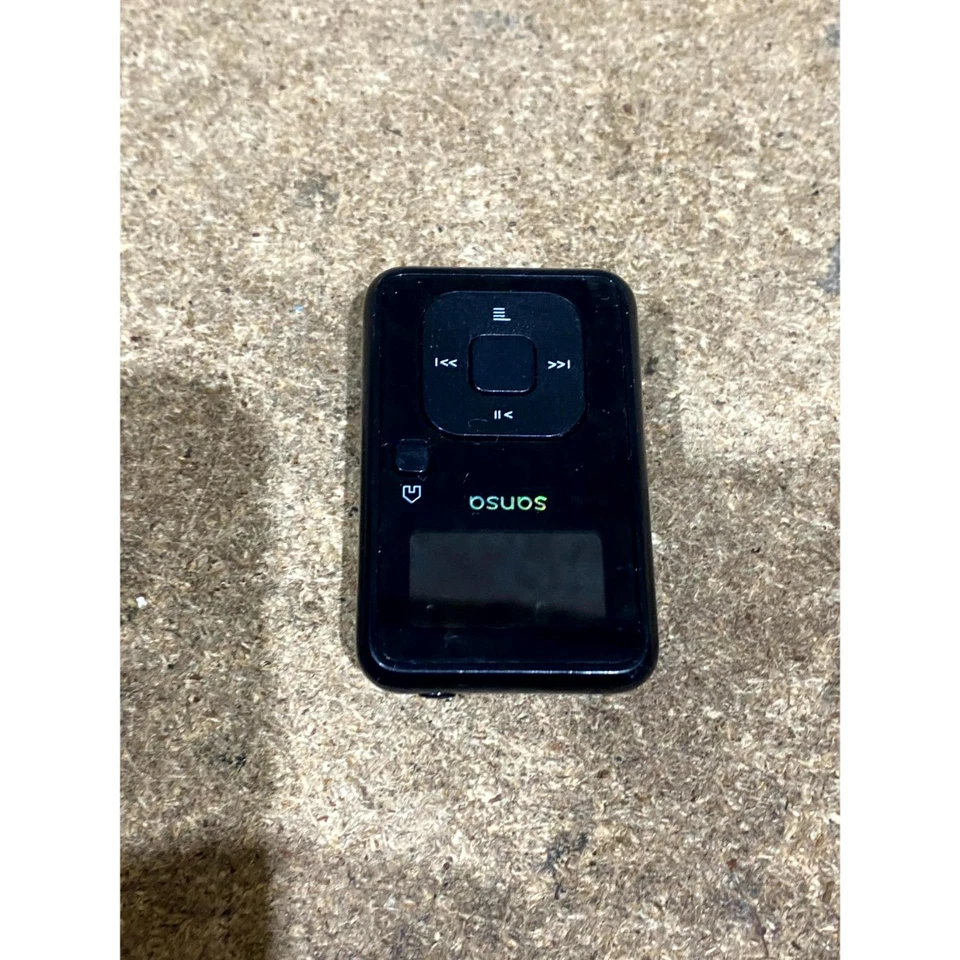 SanDisk Sansa Clip+ MP3 Player Black 4GB Digital Display FM Radio Voice Recorder - Image 4 of 4