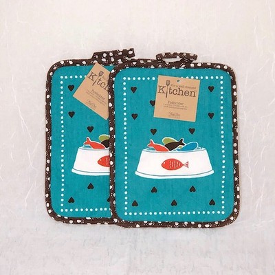 Cat s Life Love Fish Food Themed Blue Brown Cotton Kitchen Potholder Set of 2