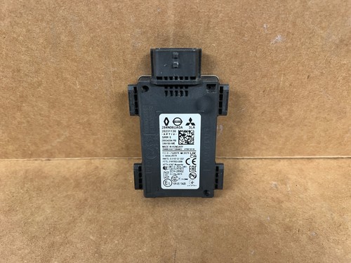 OEM 2021-2023 Nissan Rouge/Pathfinder Rear Blind Spot Radar Sensor 284N0-6UA0A