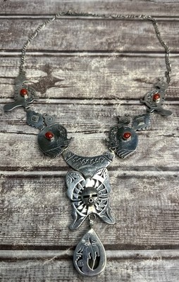 Sterling Silber Anhänger Halskette Vögel mit roter Koralle 110 Gramm Südwest Design