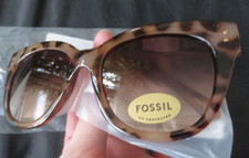 New With Tags Fossil - Cat Eye Sunglasses Leopard Brown Beige NUDE