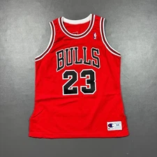 100% Authentic Michael Jordan Vintage Champion 95 96 Bulls Jersey 44 L Pro Cut