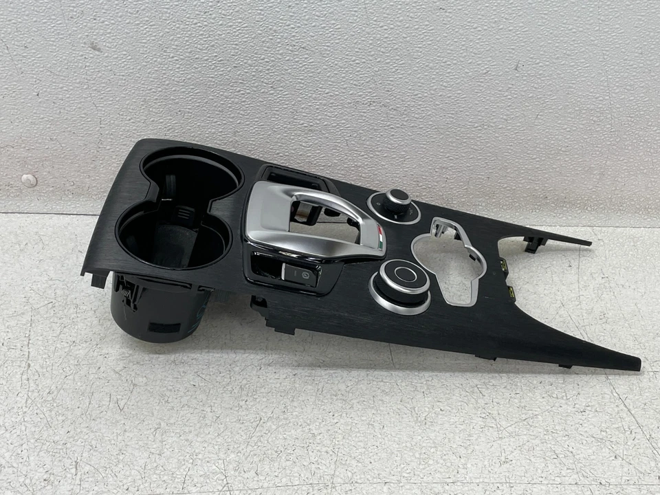 Alfa Romeo Giulia 2017-2021 consola central palanca de cambios bisel panel de ajuste 1425 OEM Foto 3 de 4