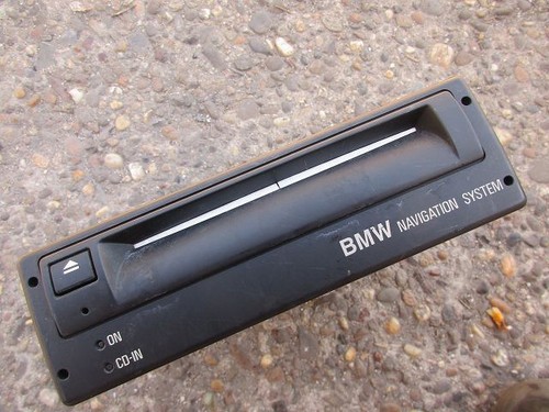 BMW E39 MK 2 Navirechner Rechner Navigationssystem Laufwerk 4105062 Philips 5er