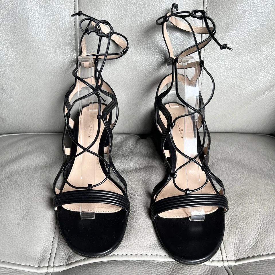 Sandalias Gianvito Rossi Talla 10 Italianas Cuero Negro Hydra Con Cordones Gladiadores 41.5 Foto 2 de 4