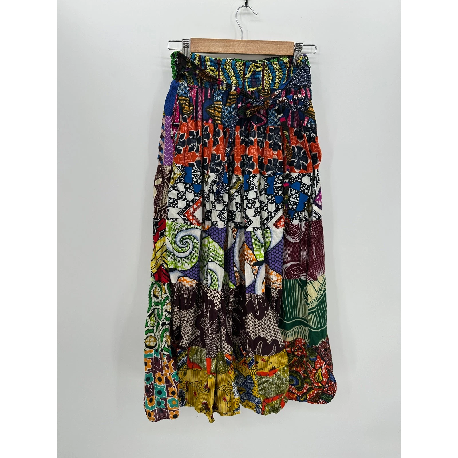 Womens Boho Maxi Skirt Size S/M Tiered Artsy Cotton Gypsy Hippie Tie Belt Unique
Opens in a new wind