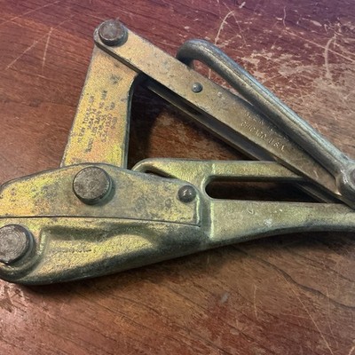 Klein Tools 1684-74 8000lb Cable Pulling Jaw Grip.218 -.55  (used)