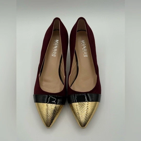 Monroe and Main Elegant Burgundy Snake Cap Gold Pump Low Heels Size 8.5 M - Image 2 of 4
