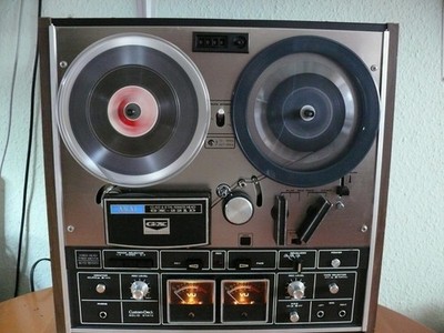 AKAI X 221 D Stereo Tonbandgerät Tonbandmaschine Rarität