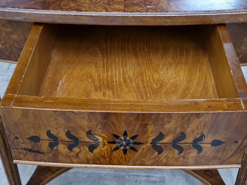 Tavolino In Piuma Di Betulla. Stile Biedermeier. Svezia, Seconda Metà XX Secolo - Foto 9 di 23