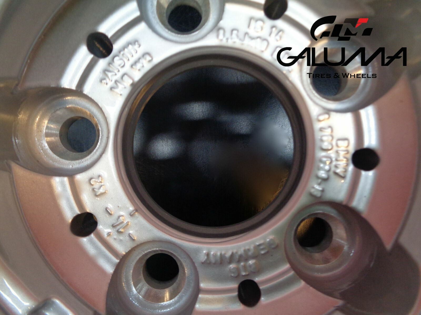 ONE NEW OEM Genuine 19