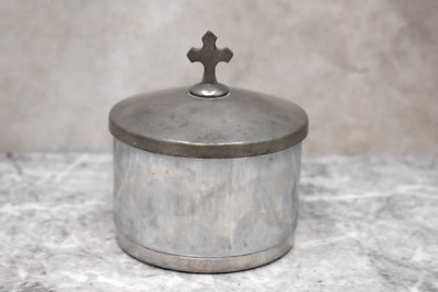 Antique Host Storage Box, For Storing Standard 2 3/4'' Diam. Hosts (CU526)