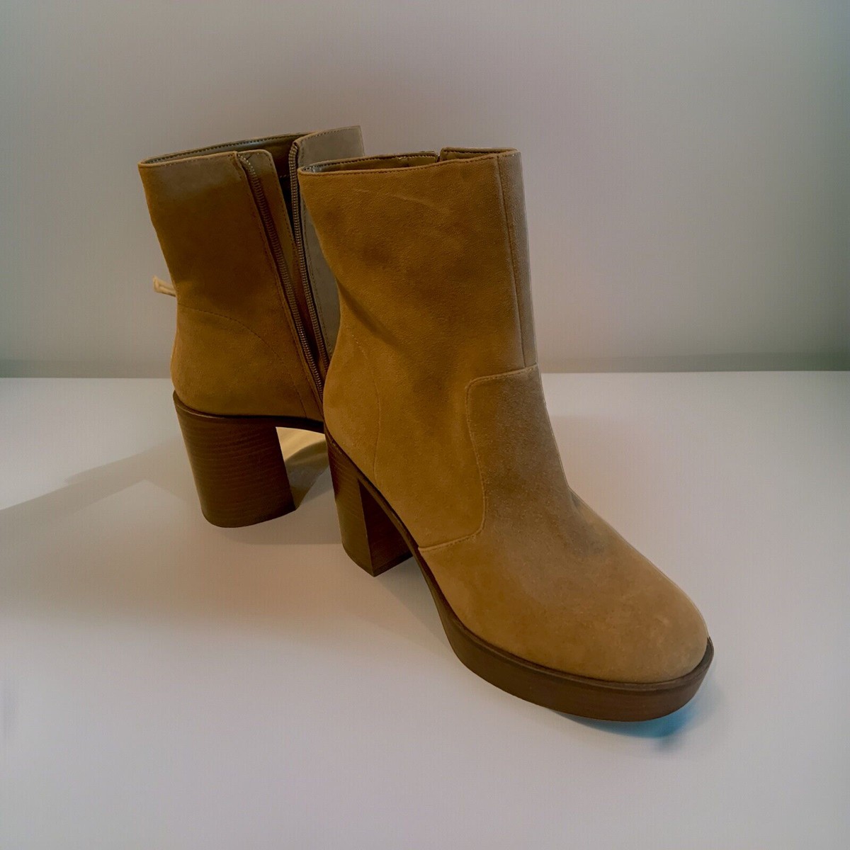 Vince Camuto Kentsa Block Boots Tan Suede Leather Platform women