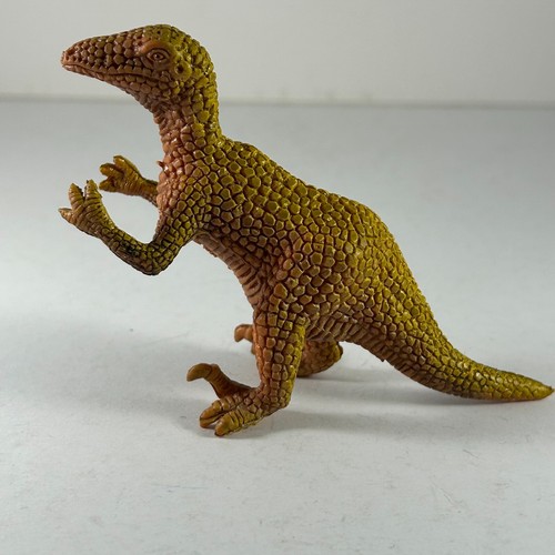 Figura Velociraptor 3" U.K.R.D 1993 Amarillo Marrón Raptor Dinosaurio Cretácico - Imagen 9 de 15