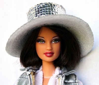 barbie basics 001