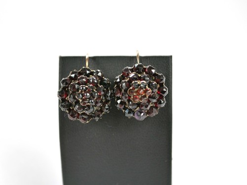beautiful old earrings - with Bohemian grenades - circa 1860/80 - tombak - Picture 5 of 10