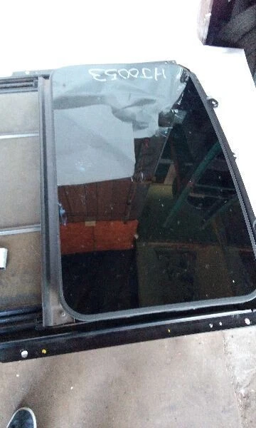 Cristal de techo Cadillac CTS 03-07 Foto 4 de 4