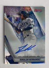 2019 Bowman's Best Ronaldo Hernandez Autograph Refractor Auto #B19-RHE