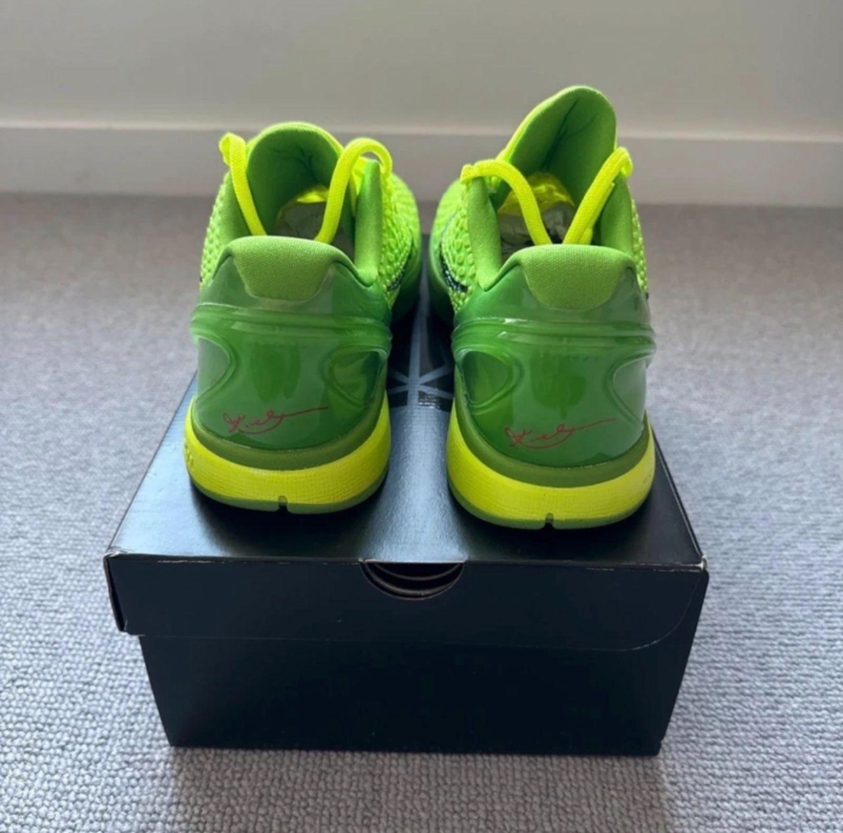 Nike Kobe6 Protro \'Grinch\' CW2190300Men\'s New Nike Kobe 6 Protro Low Grinch CW2190-300 | Mercari main image 2